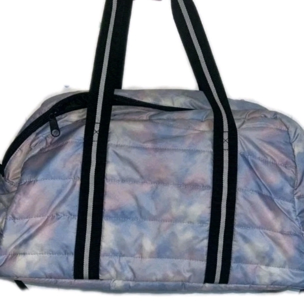 Victoria’s Secret PINK Duffel Weekender Travel Bag Blue Quilted Tie Dye Strap 💵 - Picture 3 of 10